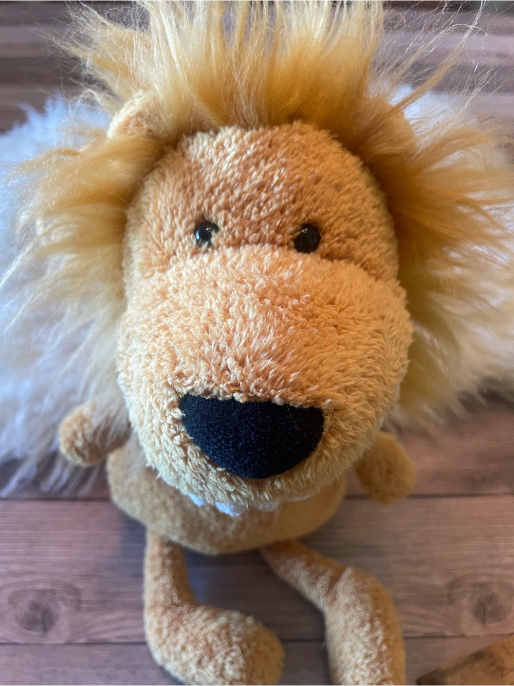 Retired ~ Jellycat Toothy Lion